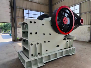 顎式破碎機(jī)電機(jī)一體化設(shè)計(jì)和分體式有什么不一樣? 顎式破碎機(jī)電機(jī)一體化設(shè)計(jì)和分體式有什么不一樣?